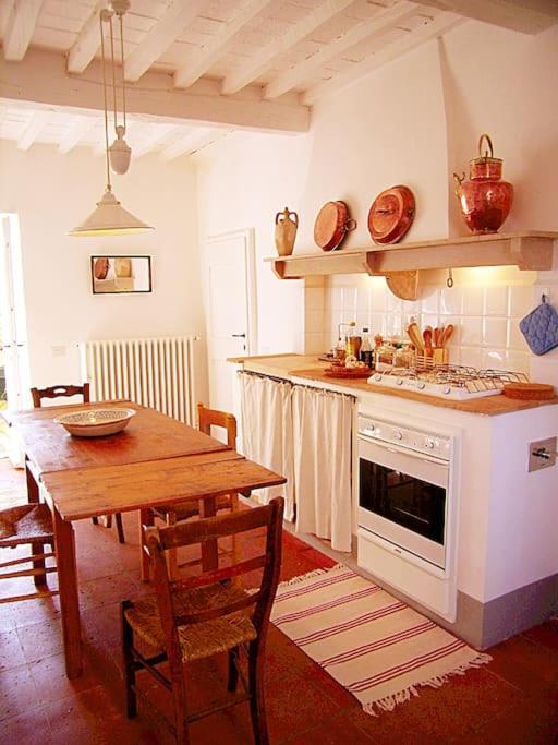 Near The Sea Big Panoramic House 2 Terraces In Lovely Village Montiano  Exterior photo